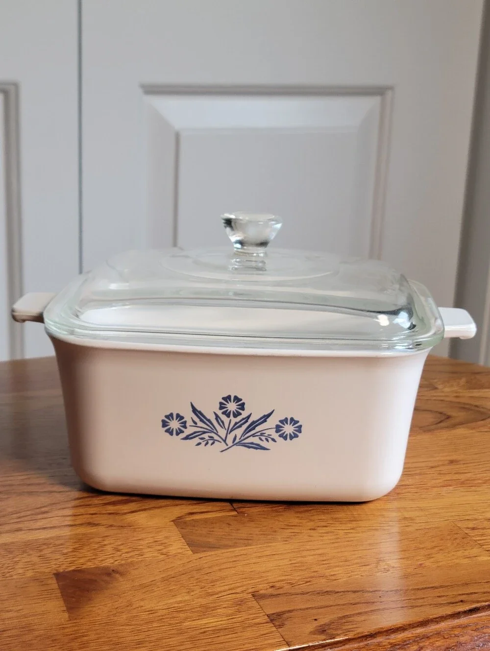 Corningware 1.5 Qt Blue Cornflower Casserole Dish